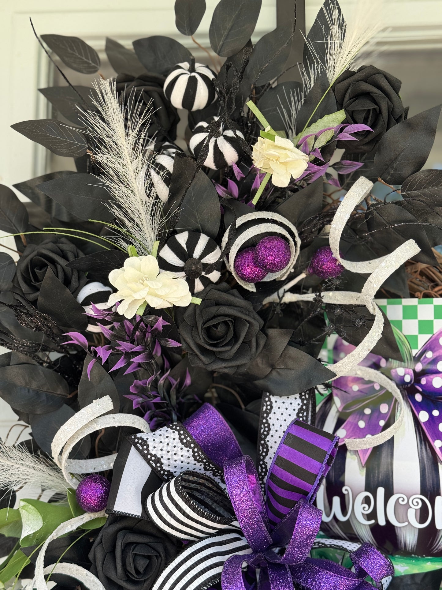 Black and White Pumpkin Halloween Wreath