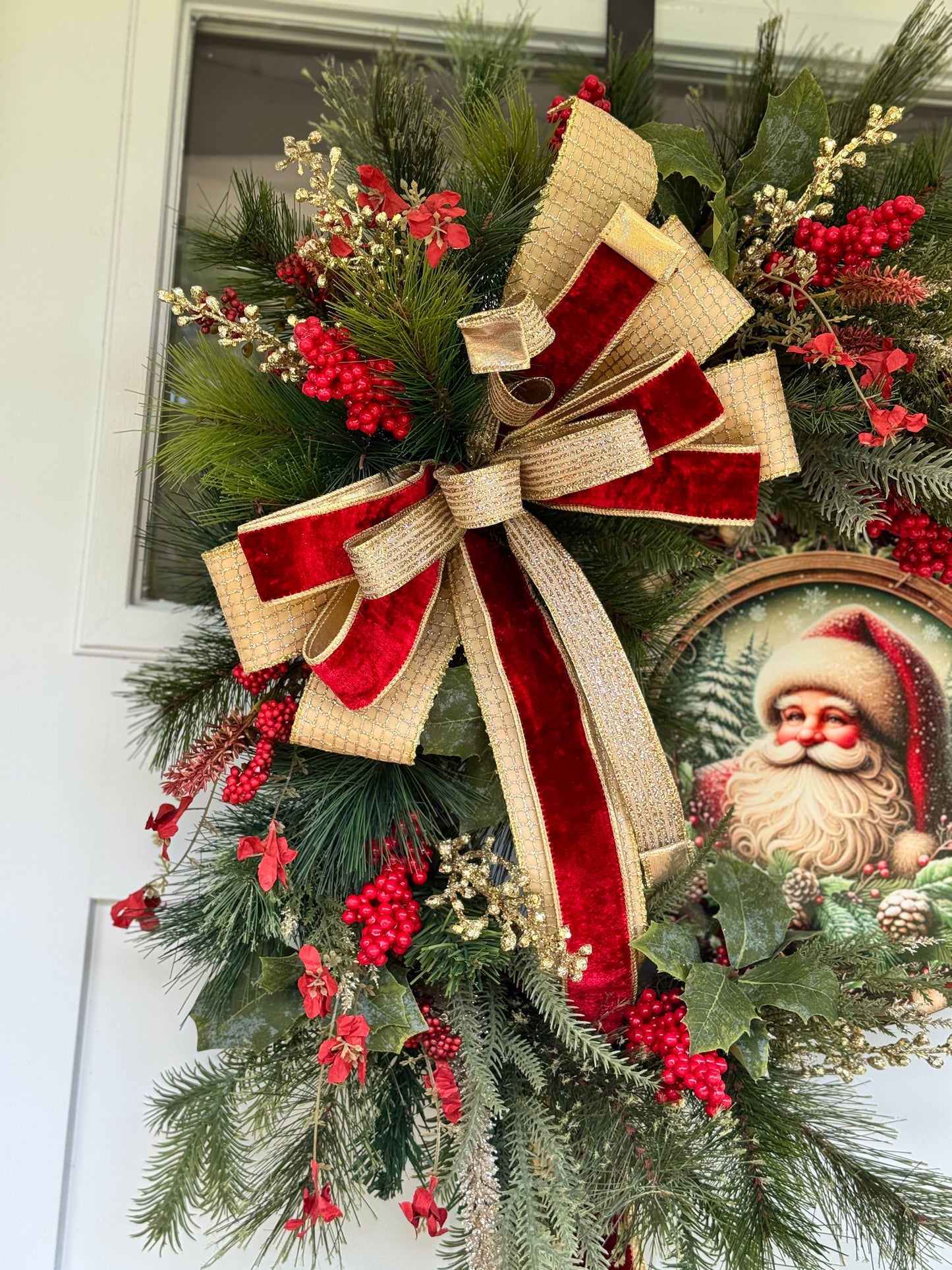 Vintage Inspired Santa Holiday Wreath
