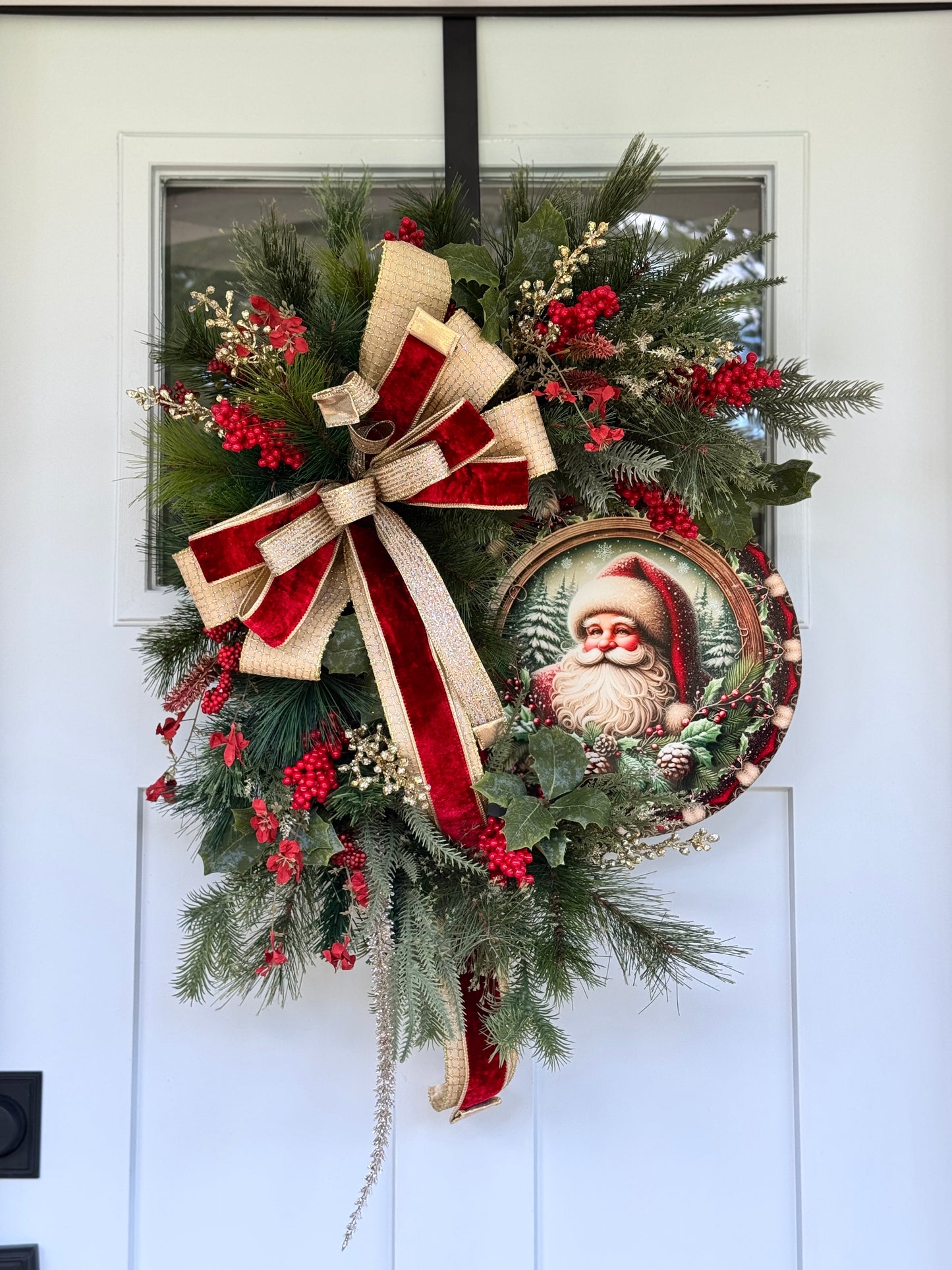 Vintage Inspired Santa Holiday Wreath