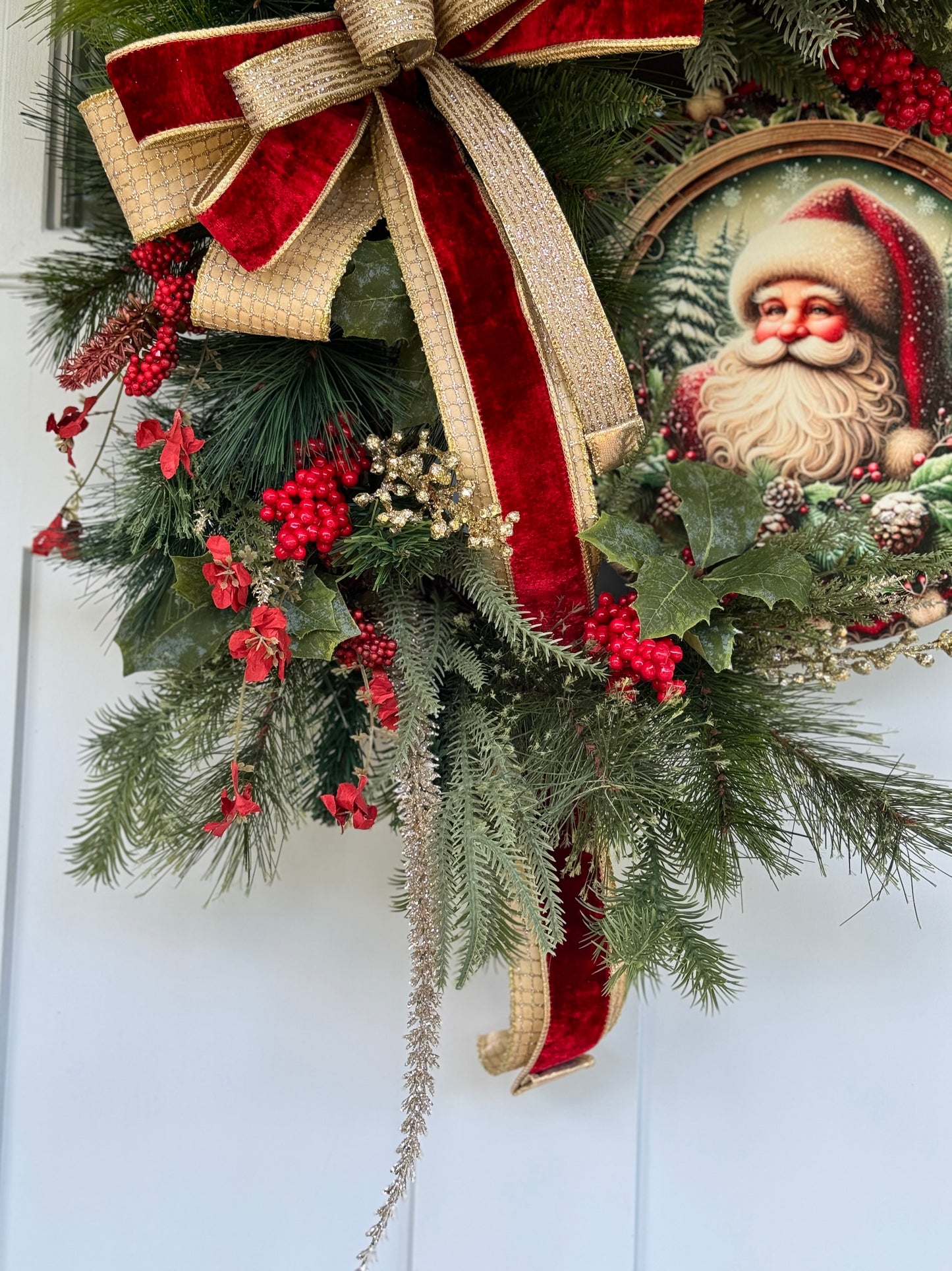 Vintage Inspired Santa Holiday Wreath