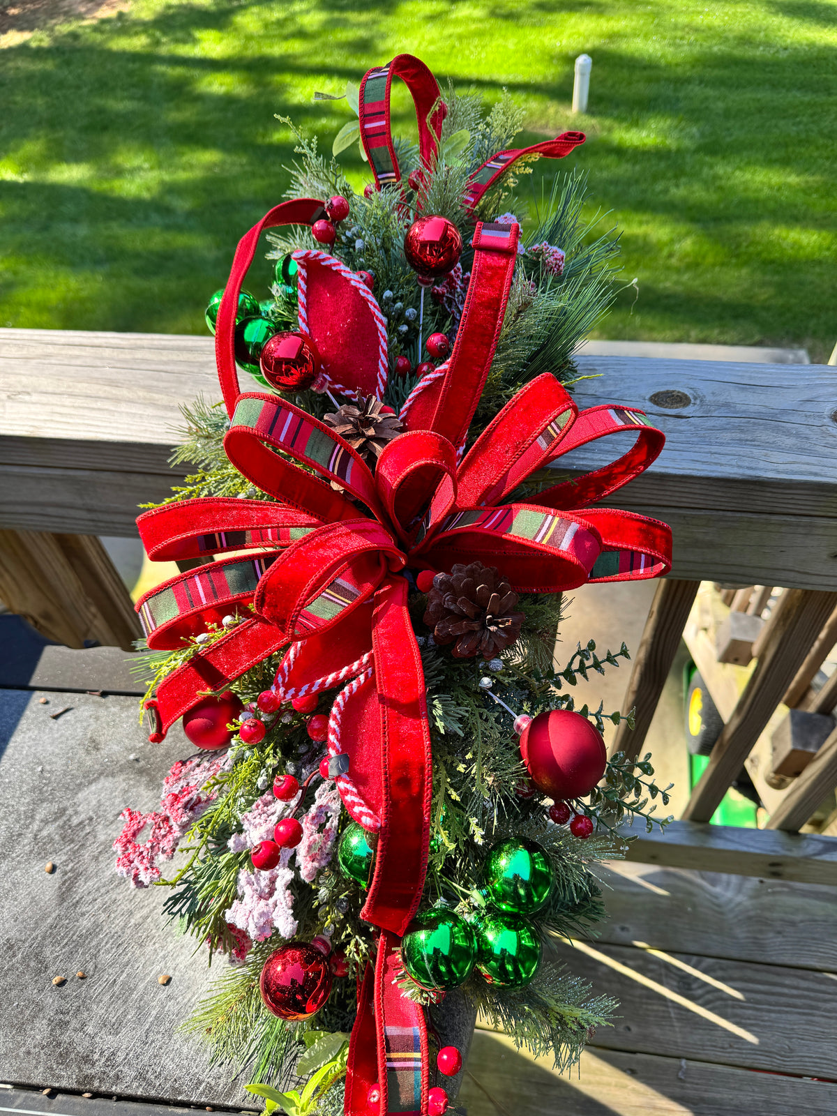 Christmas Pine Cedar Centerpiece Swag