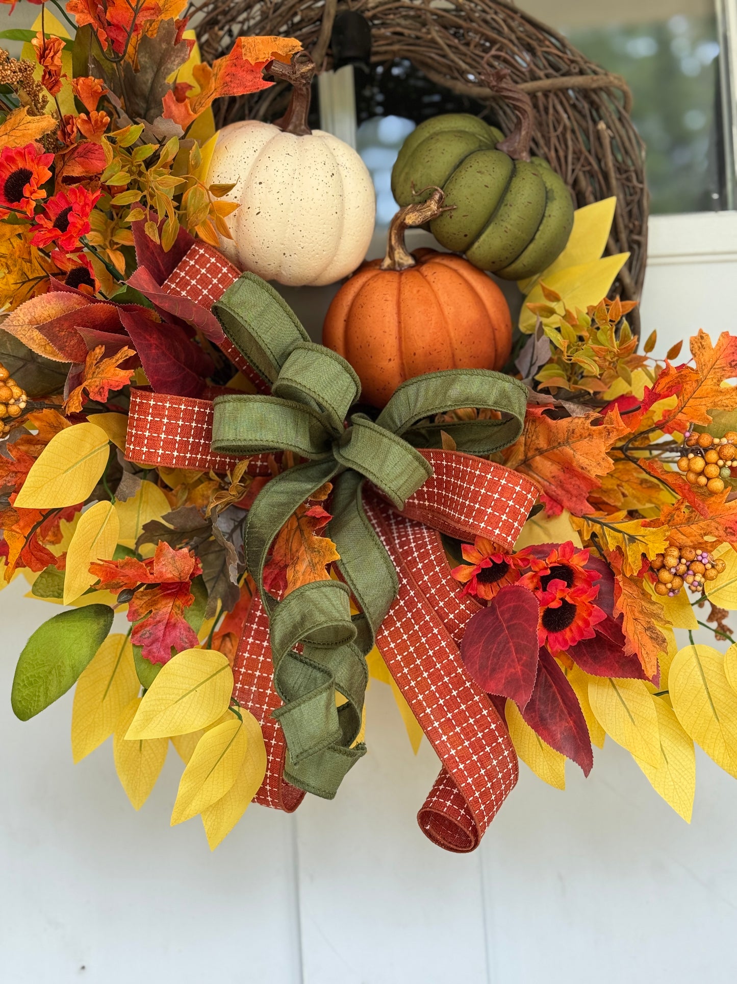 Stacked Pumpkins Autumn Wreath