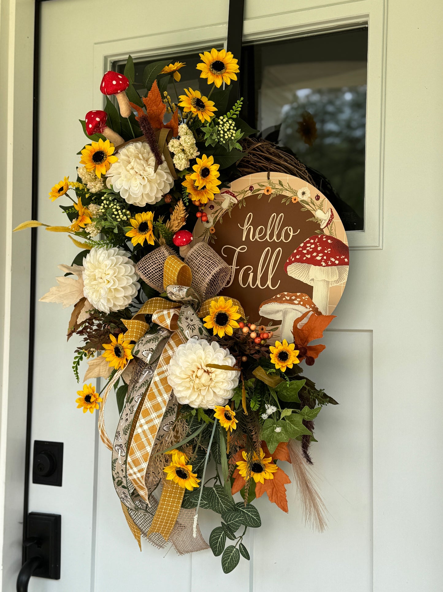 Mushroom Hello Fall Wreath