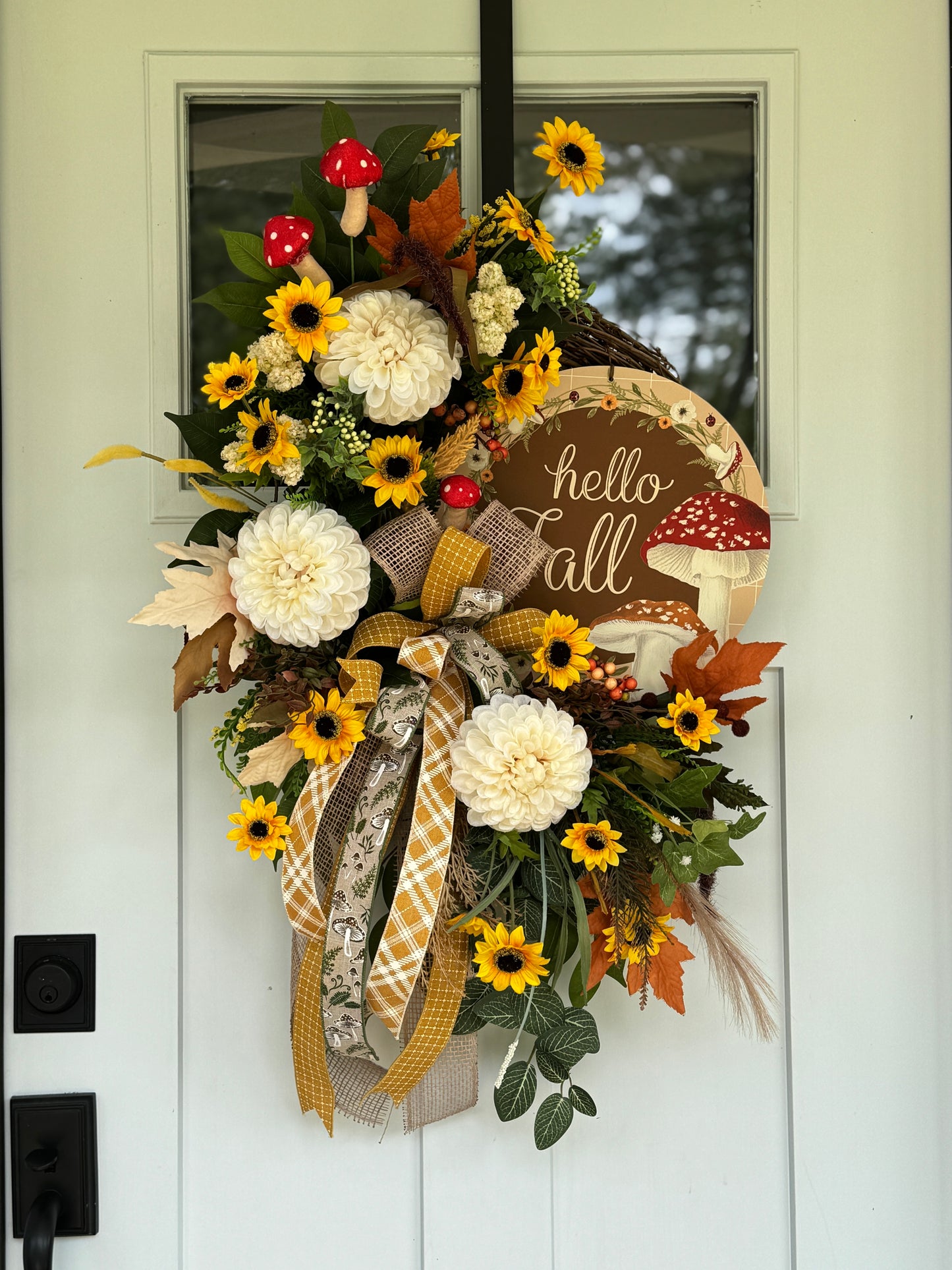 Mushroom Hello Fall Wreath