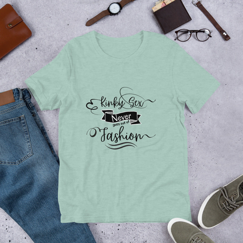 Kinky Unisex t-shirt