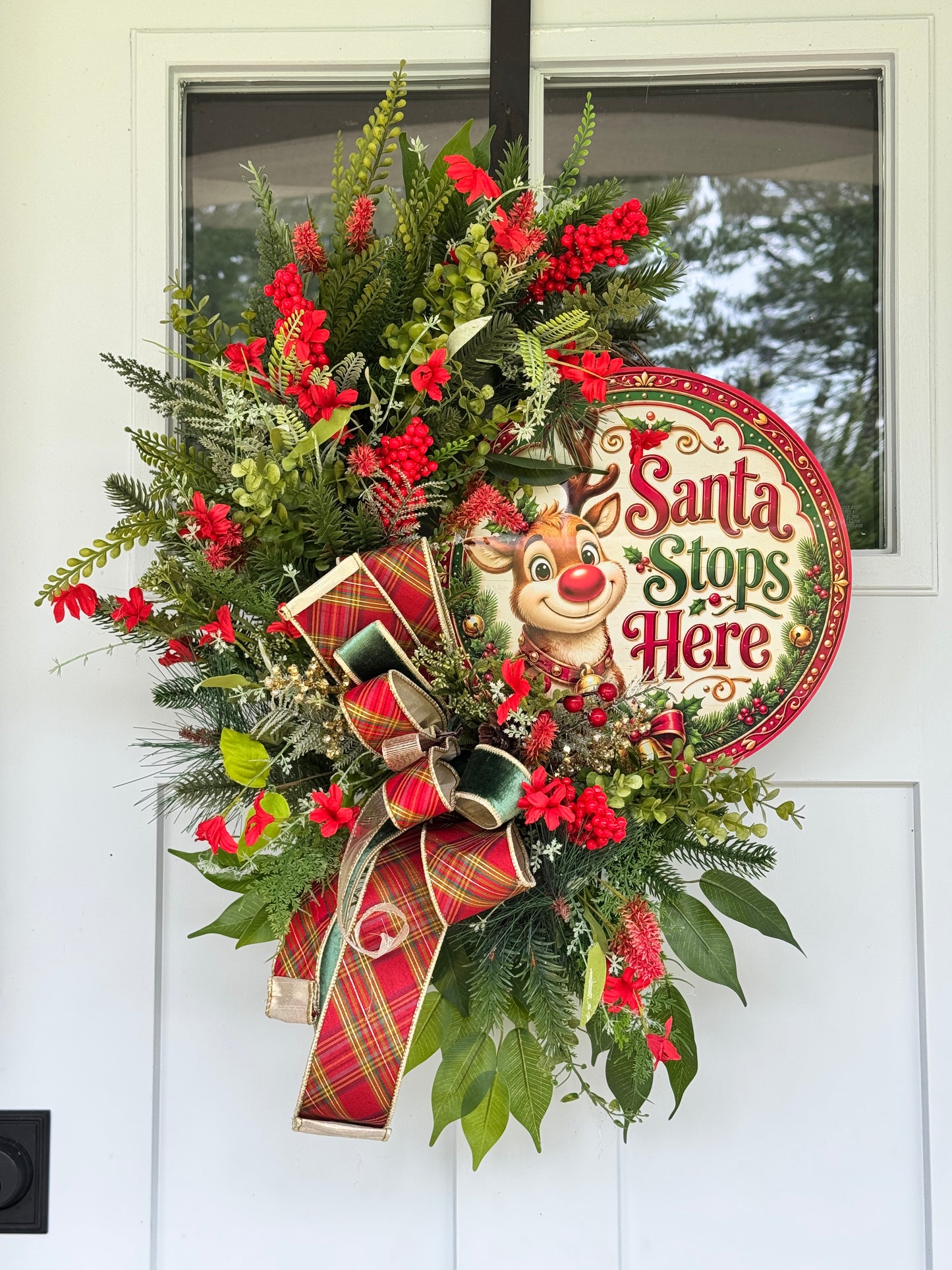 Santa Stops Here Wreath