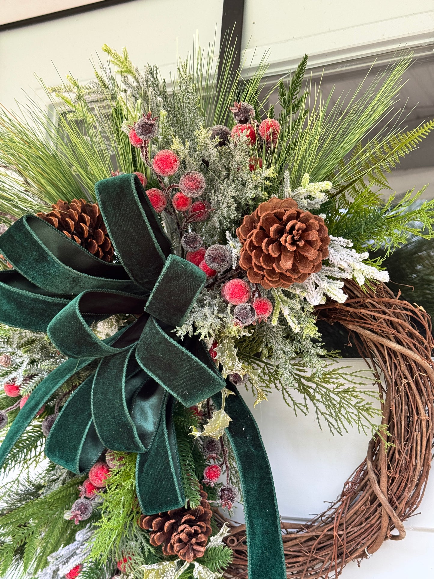 Traditional Winter/Christmas Wreath