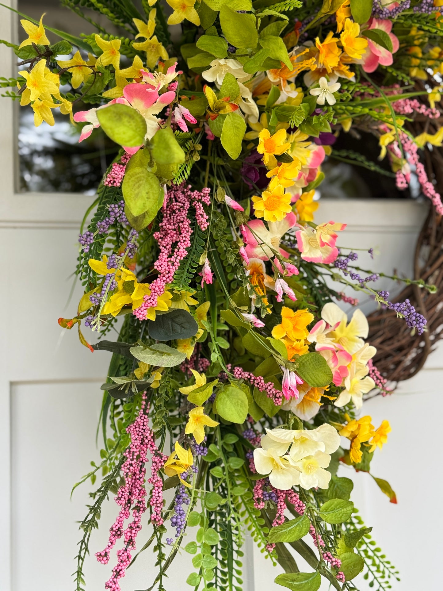 Vibrant Floral Wreath with Mixed Blooms