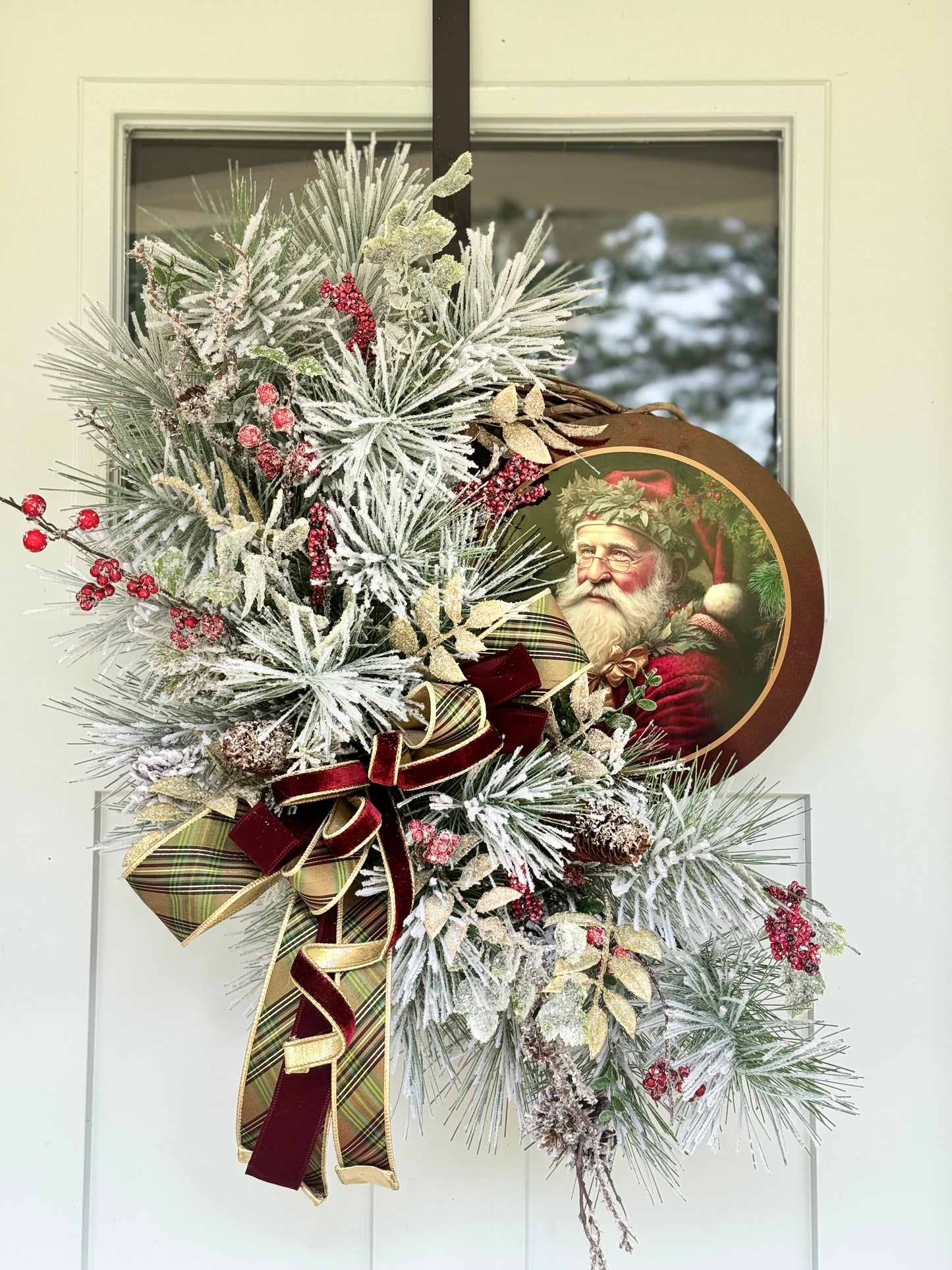 Vintage Santa Christmas Wreath