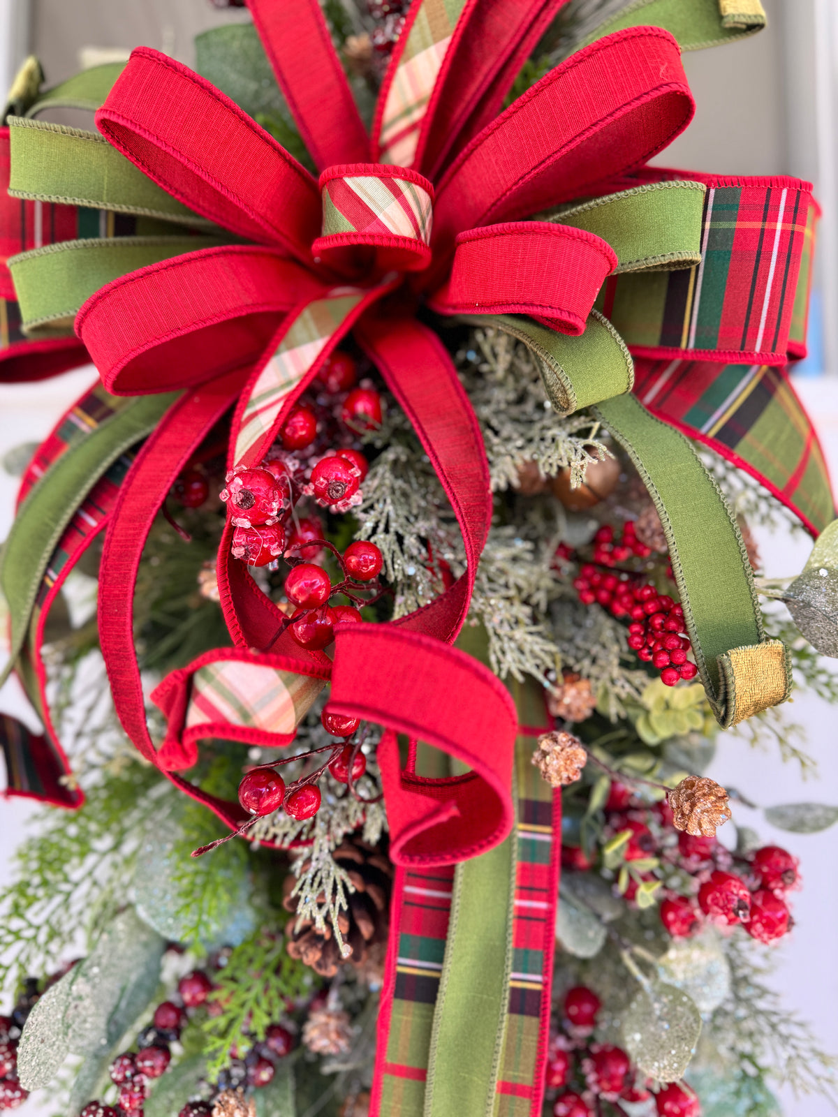 Classic Winter/Holiday Red and Moss Wreath