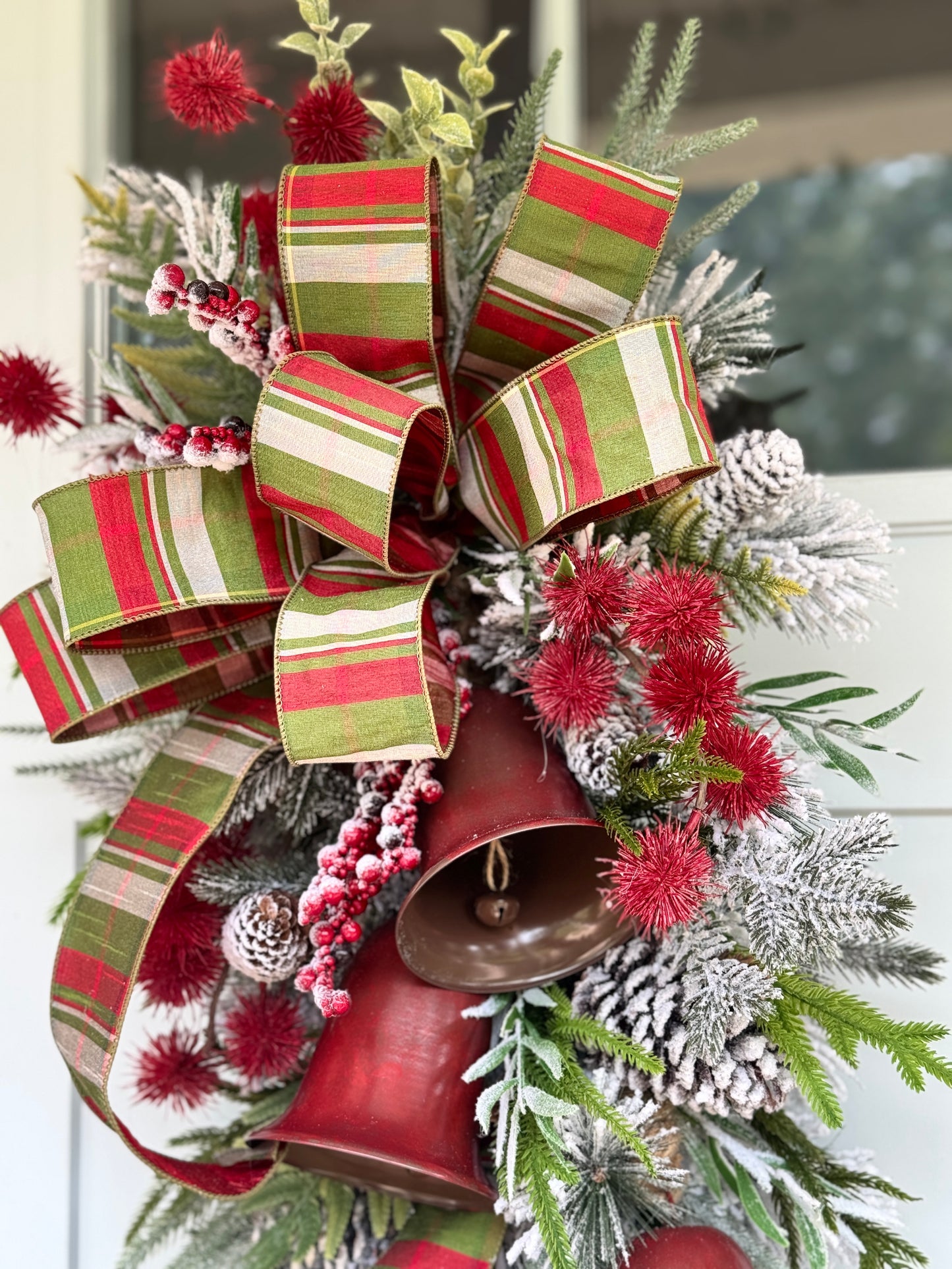 Rustic Winter Elegance Teardrop Wreath 🎄
