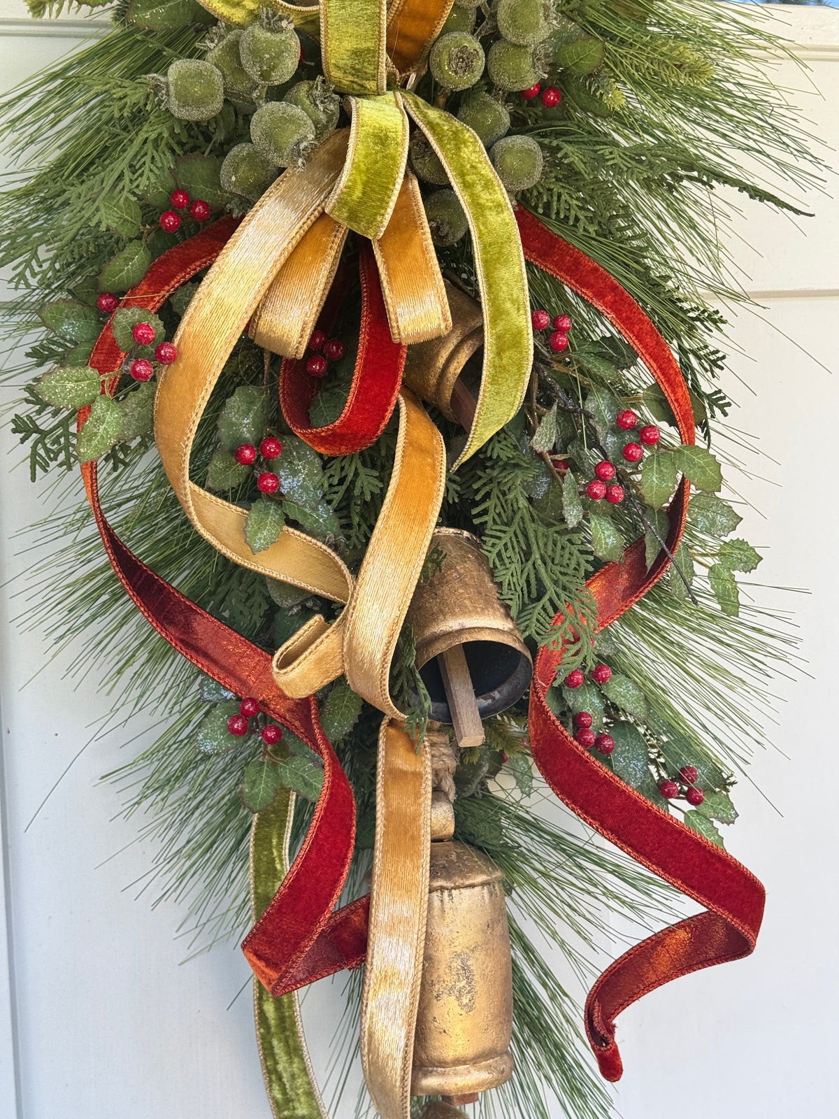 Long Needle Pine, Cedar & Holly Winter Wreath