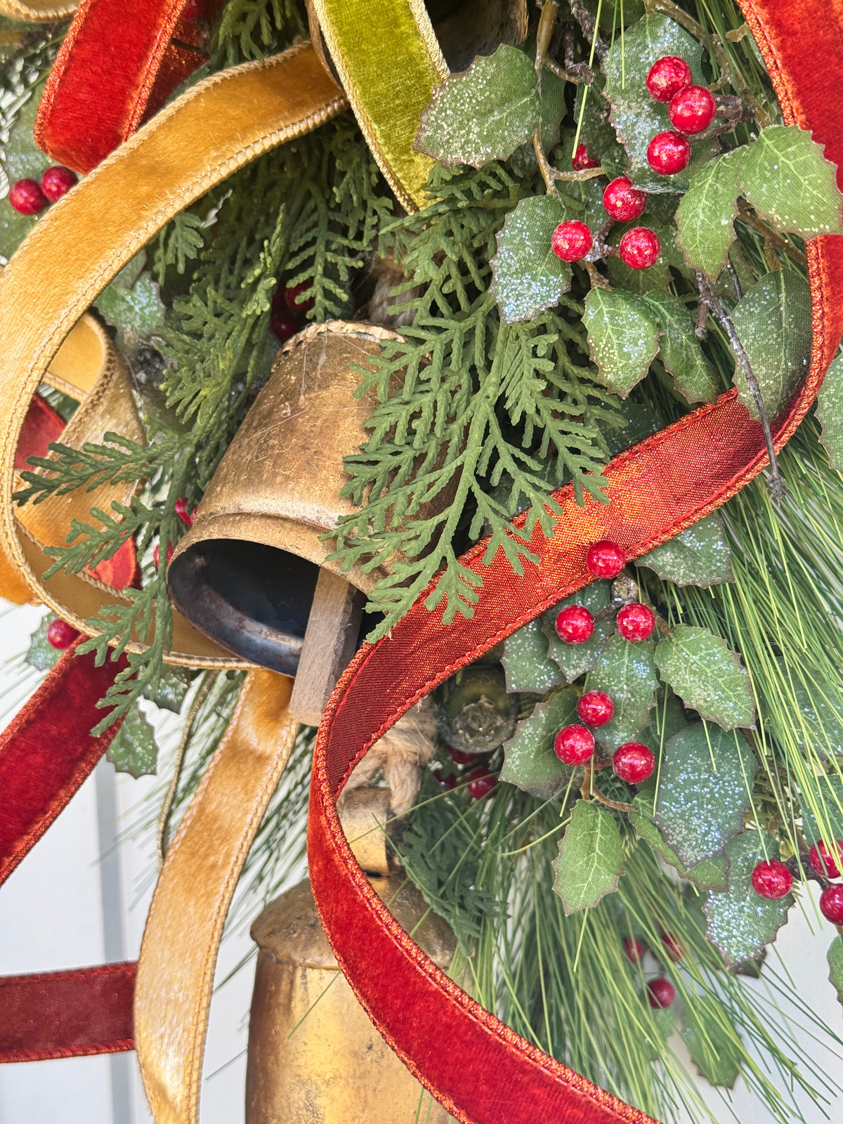 Long Needle Pine, Cedar & Holly Winter Wreath