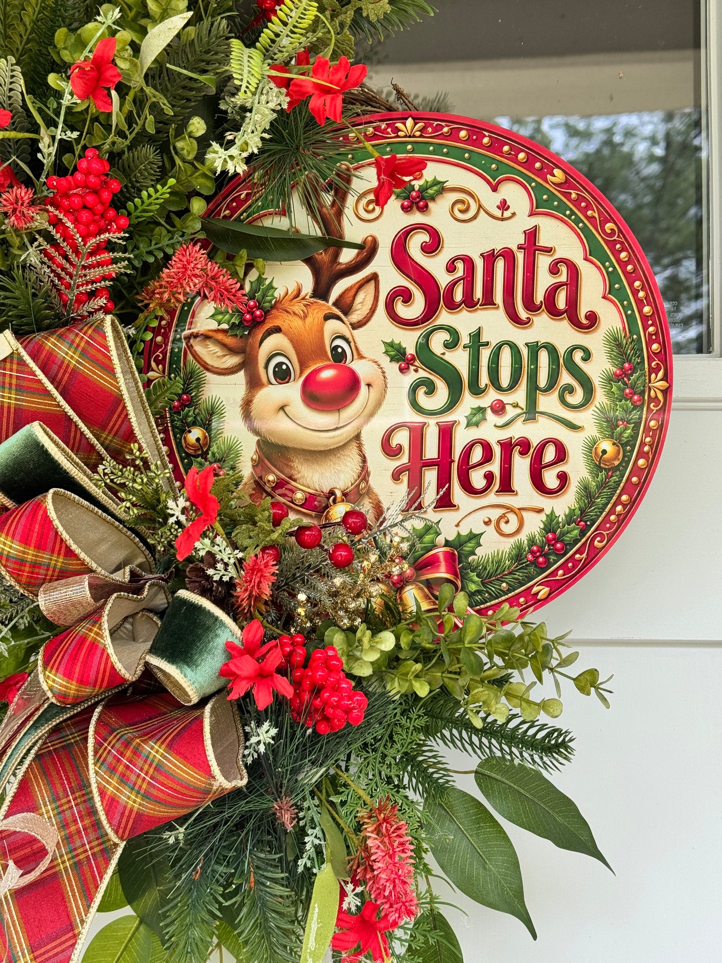 Santa Stops Here Wreath