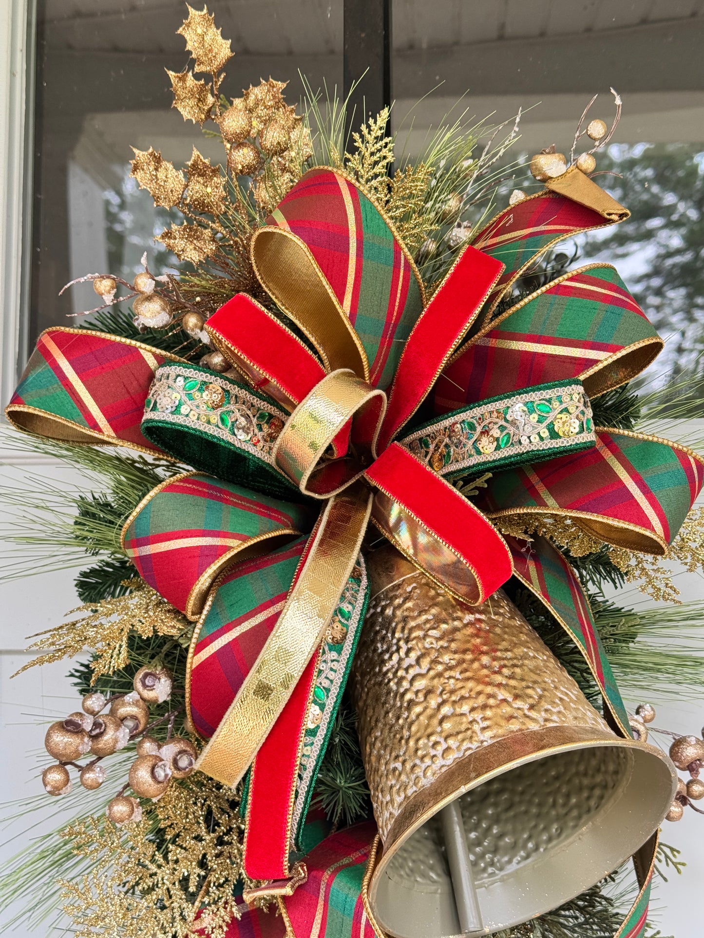 All Season Elegance Gold Bell Wreath