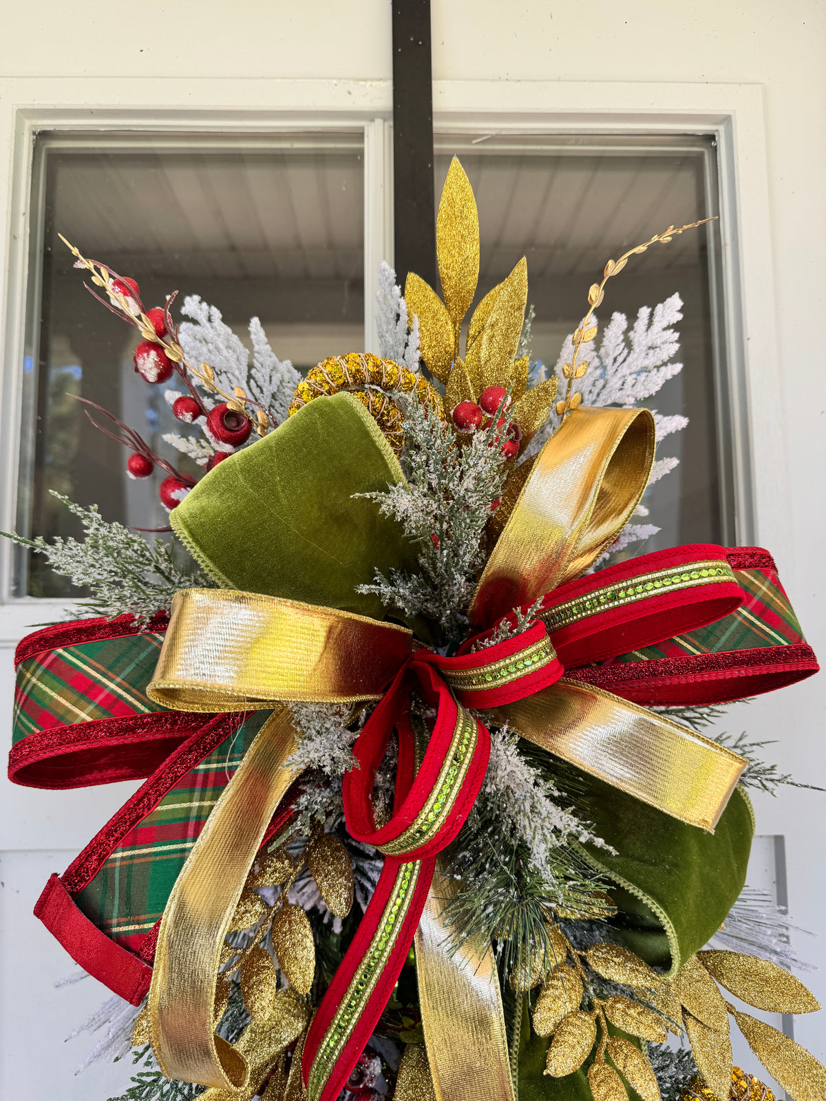 Bold Metallic Winter/Christmas Wreath