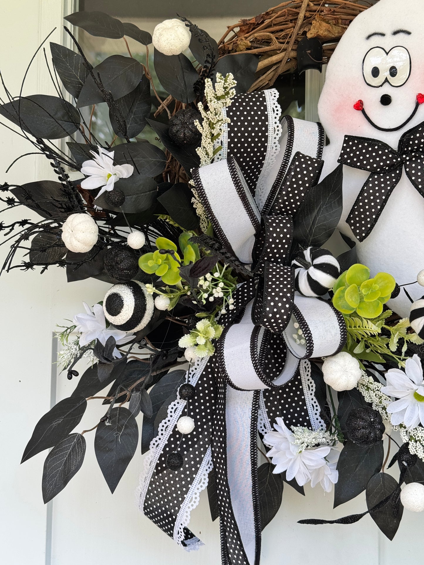 Halloween Ghost Wreath