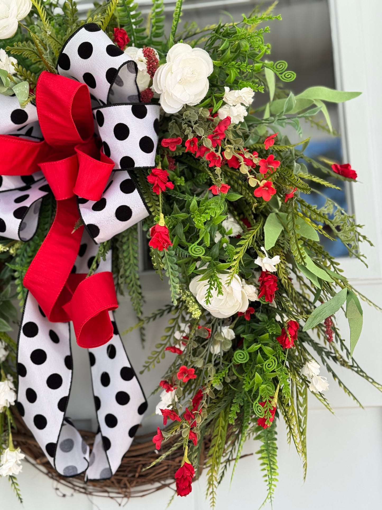 Red and White Beaded Fern Wreath