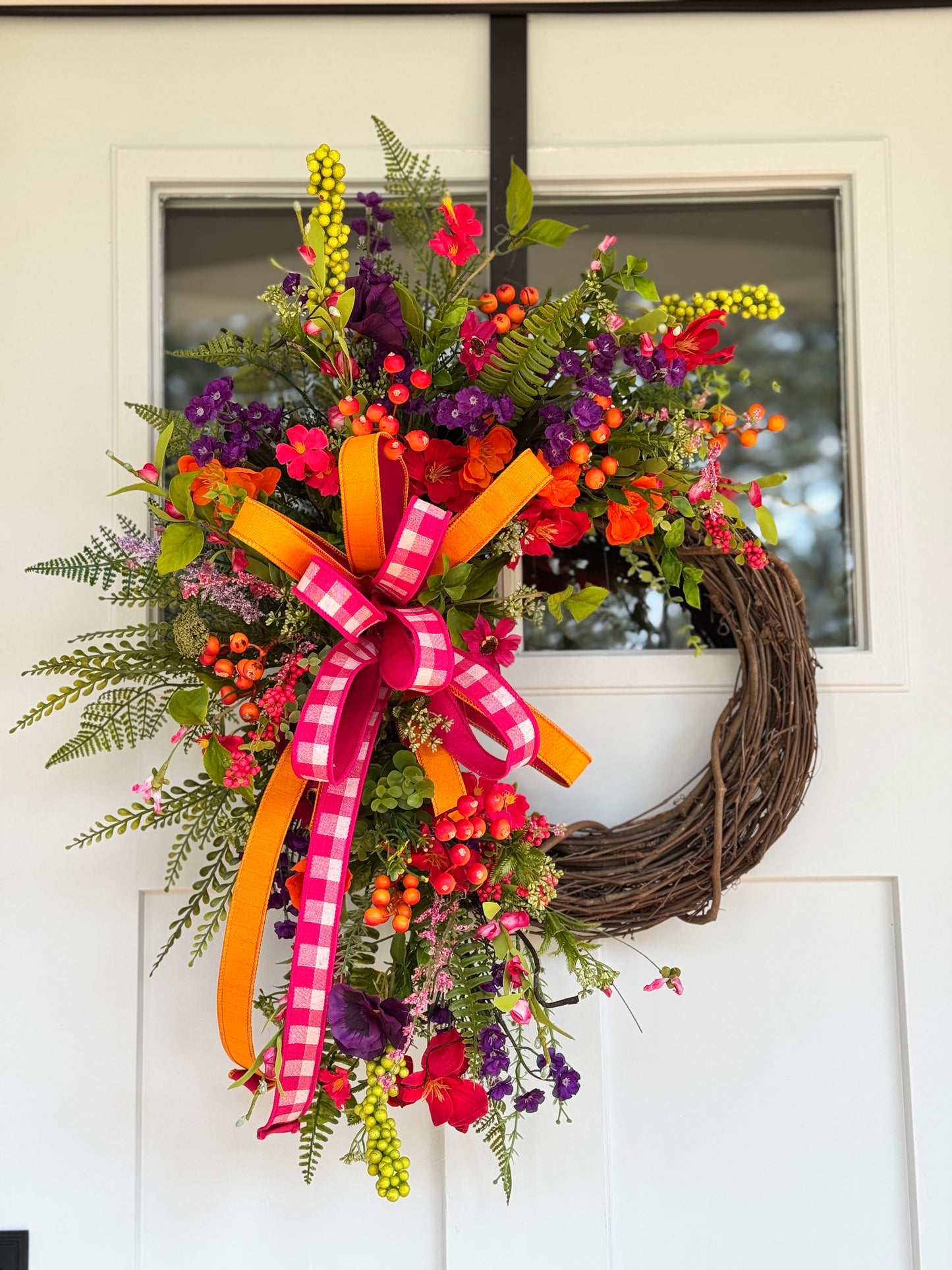 Vibrant Multi-Toned Floral Wreath