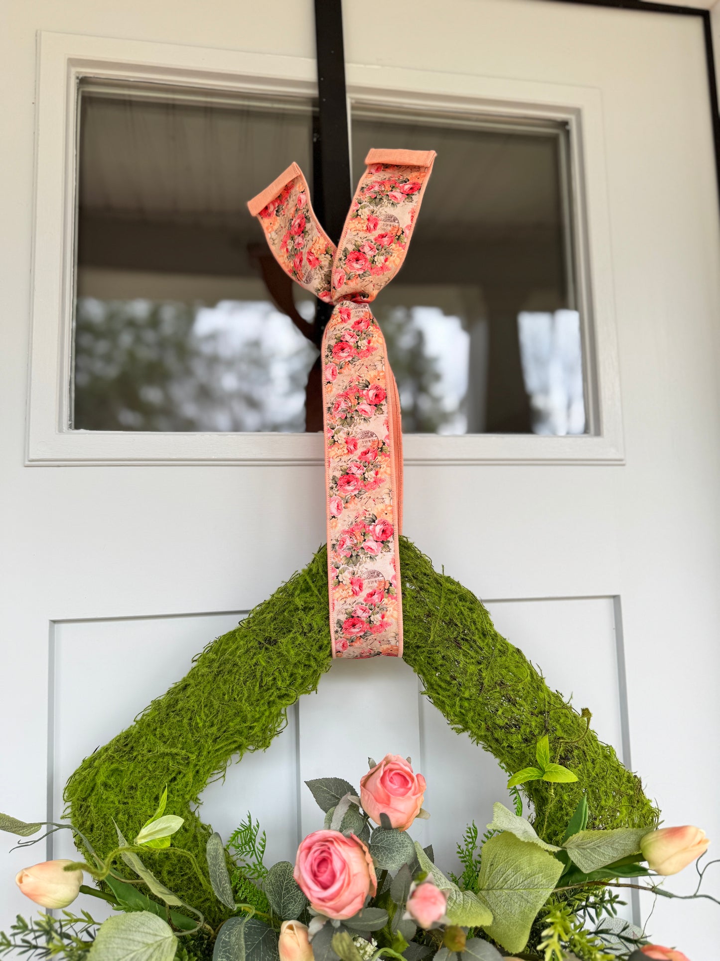 Elegant Rose and Tulip Moss Wreath