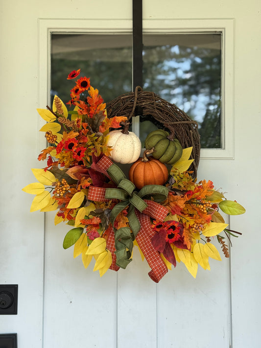 Stacked Pumpkins Autumn Wreath