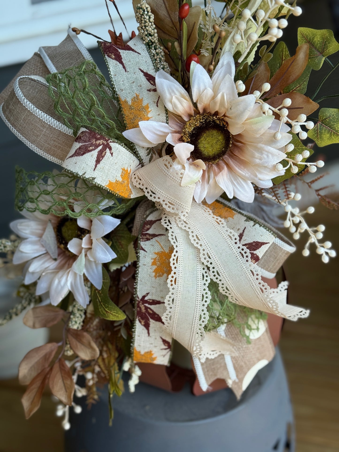 Elegant Pumpkin Floral Arrangement Centerpiece