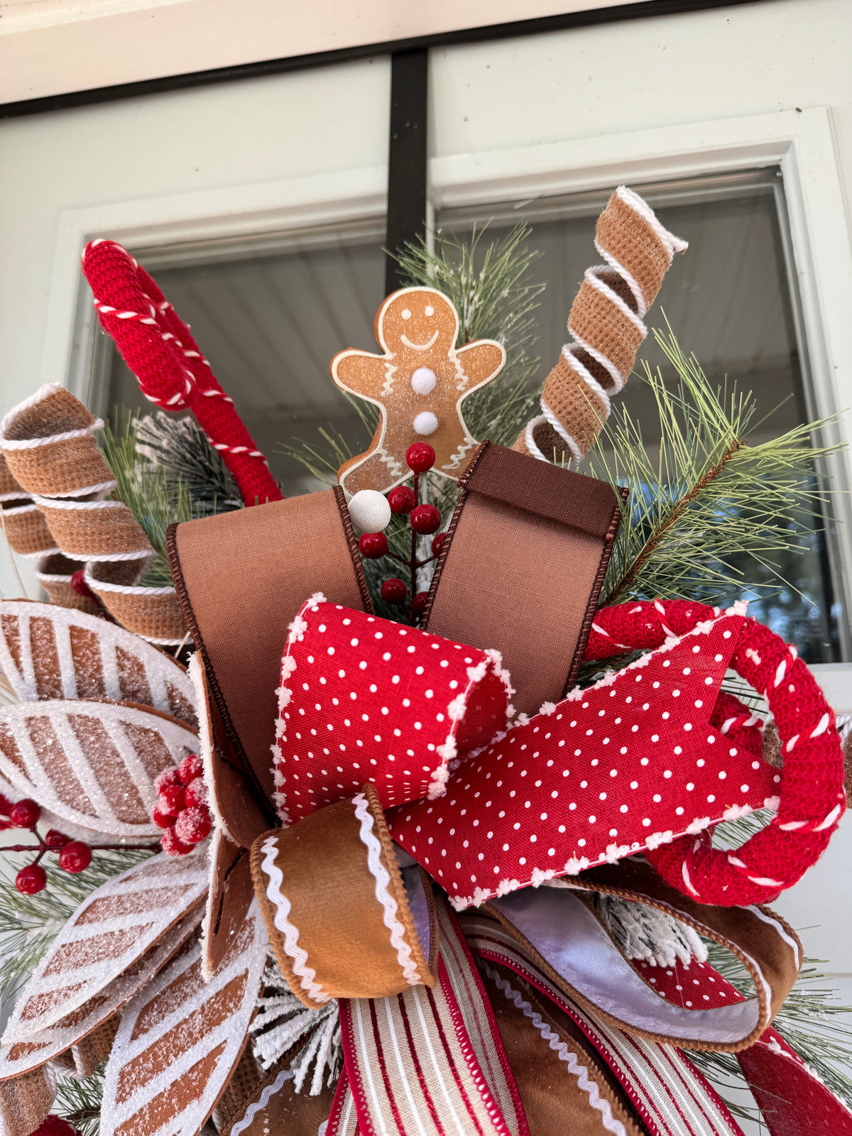 Gingerbread Teardrop Wreath