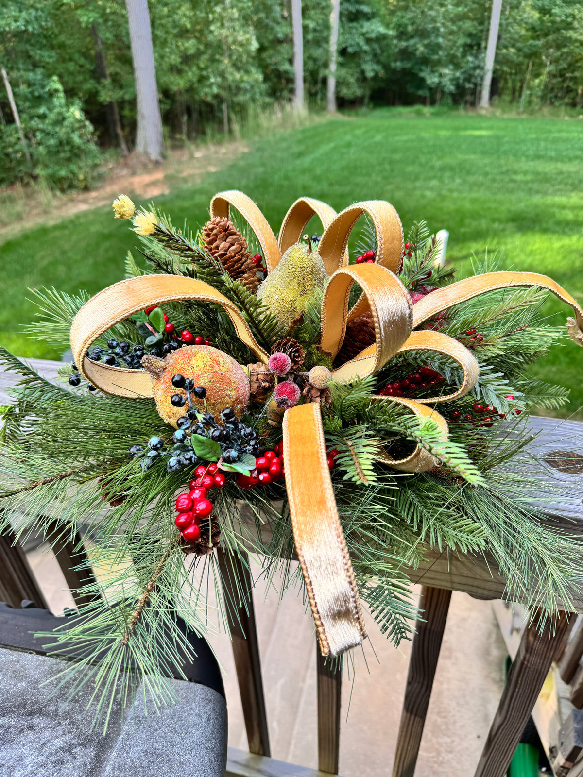 Williamsburg Traditional Winter/Holiday Centerpiece