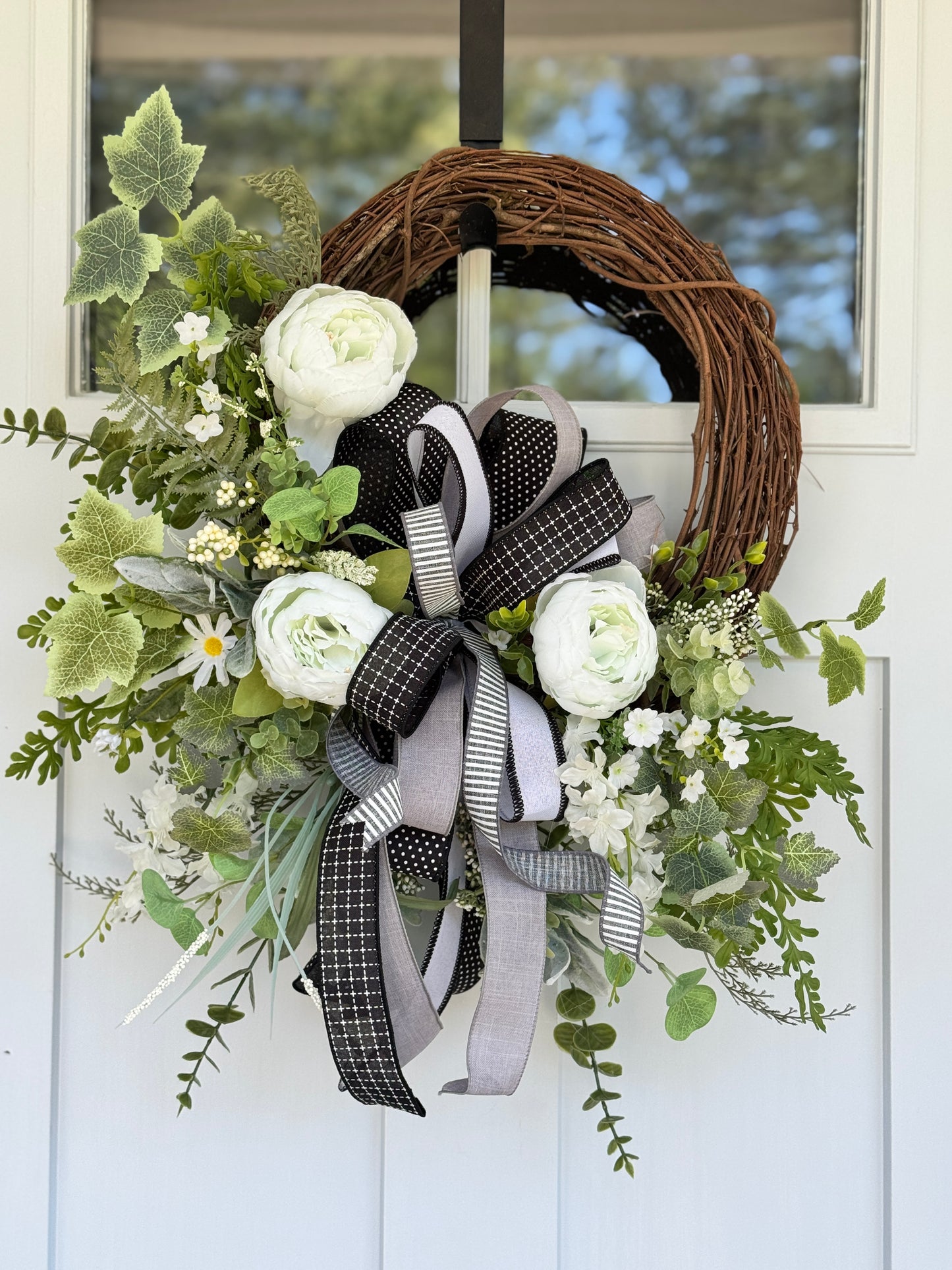 Enchanting Everyday White Grapevine Wreath