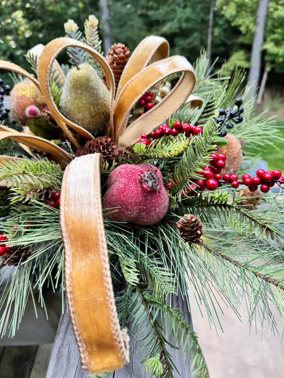 Williamsburg Traditional Winter/Holiday Centerpiece