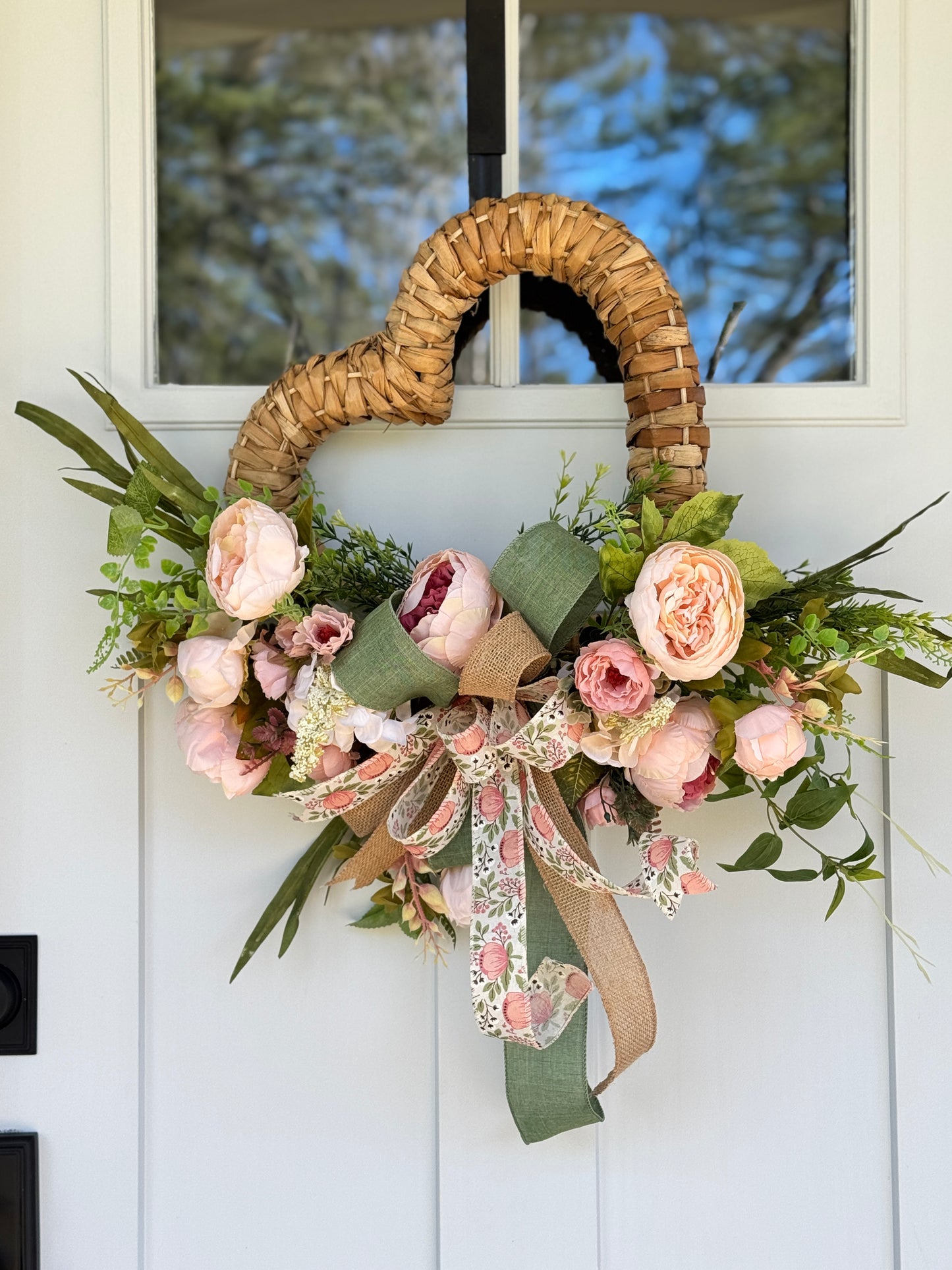Sweet Spring/Valentine’s Heart-Shaped Floral Wreath