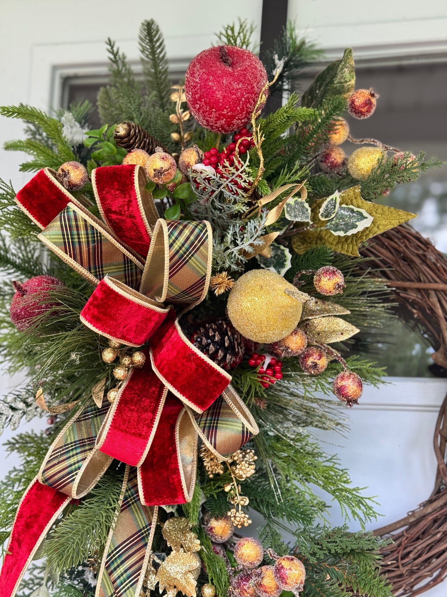 Classic Williamsburg Wreath