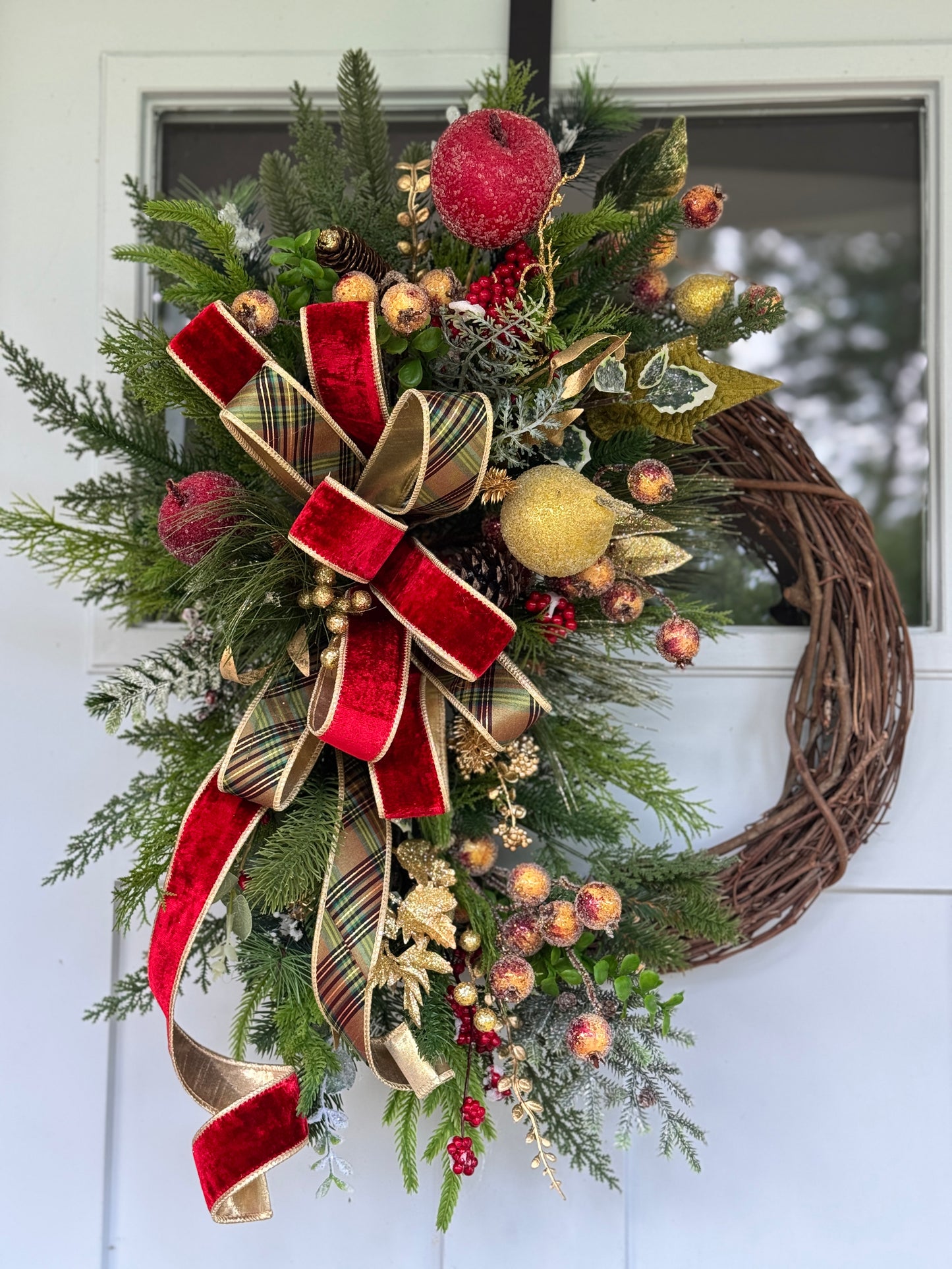 Classic Williamsburg Wreath