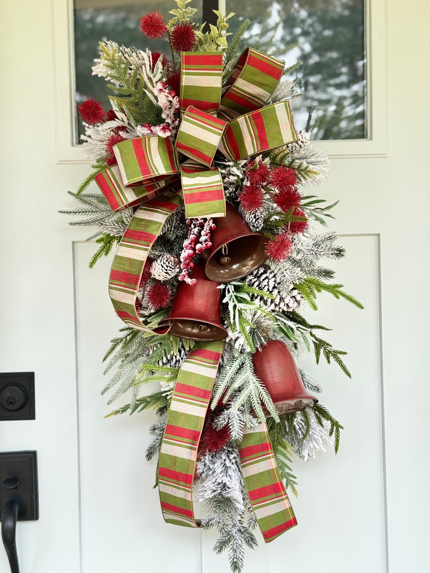 Rustic Winter Elegance Teardrop Wreath 🎄