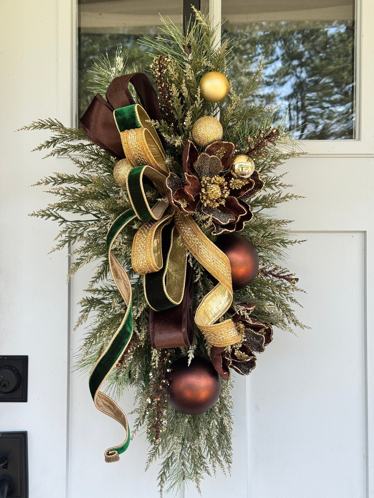 Chocolate Brown & Gold Winter Wreath