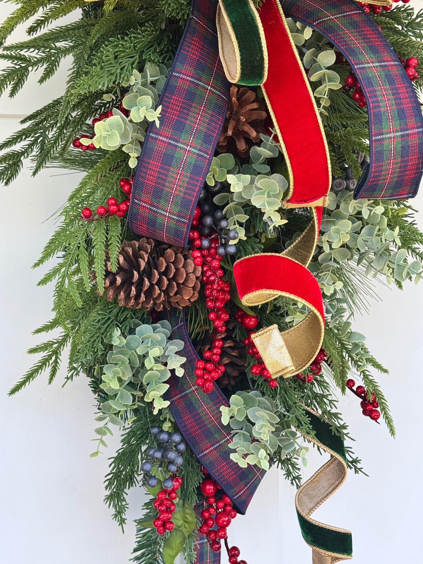 Traditional Tartan Winter/Christmas Wreath