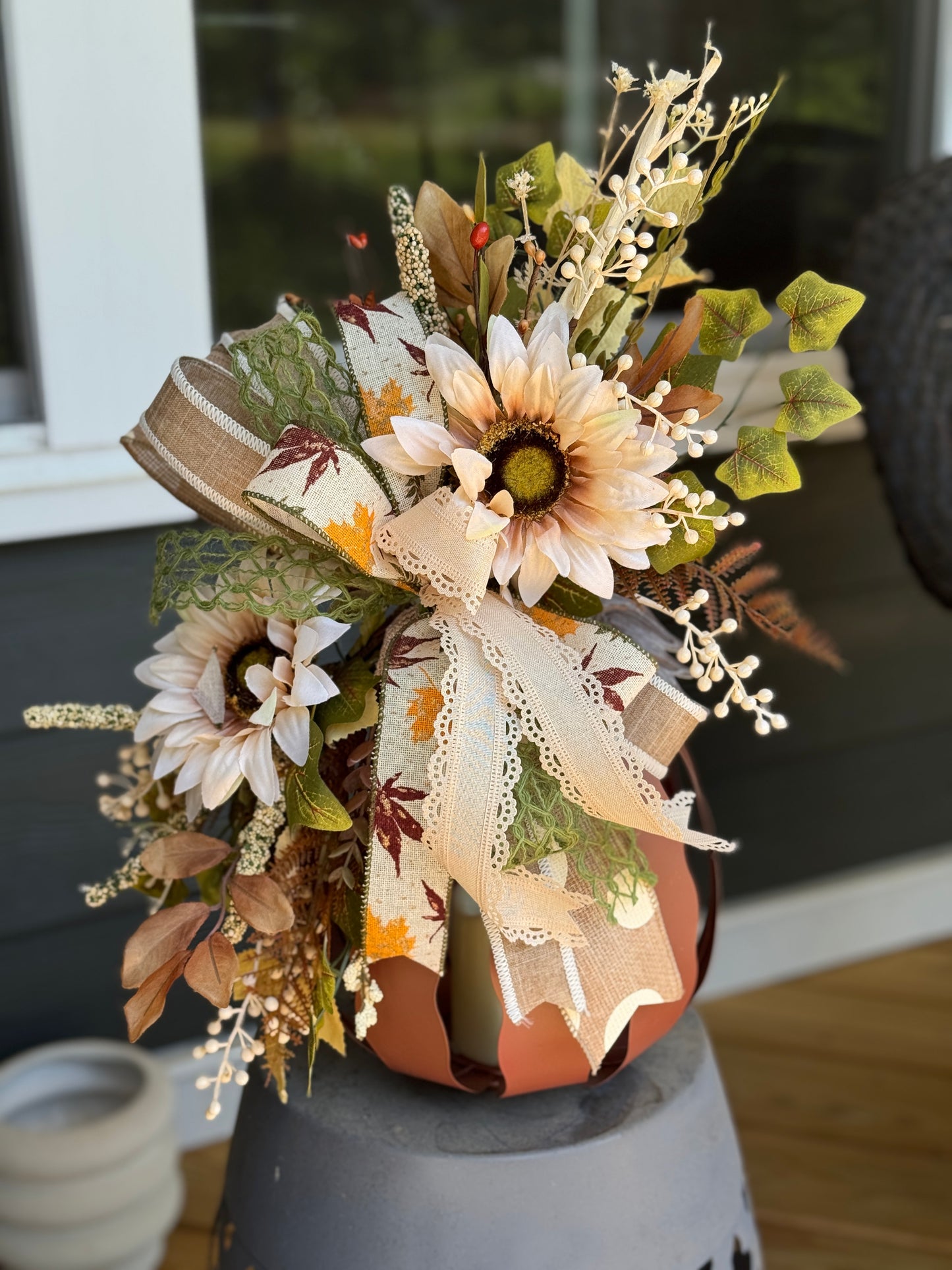 Elegant Pumpkin Floral Arrangement Centerpiece