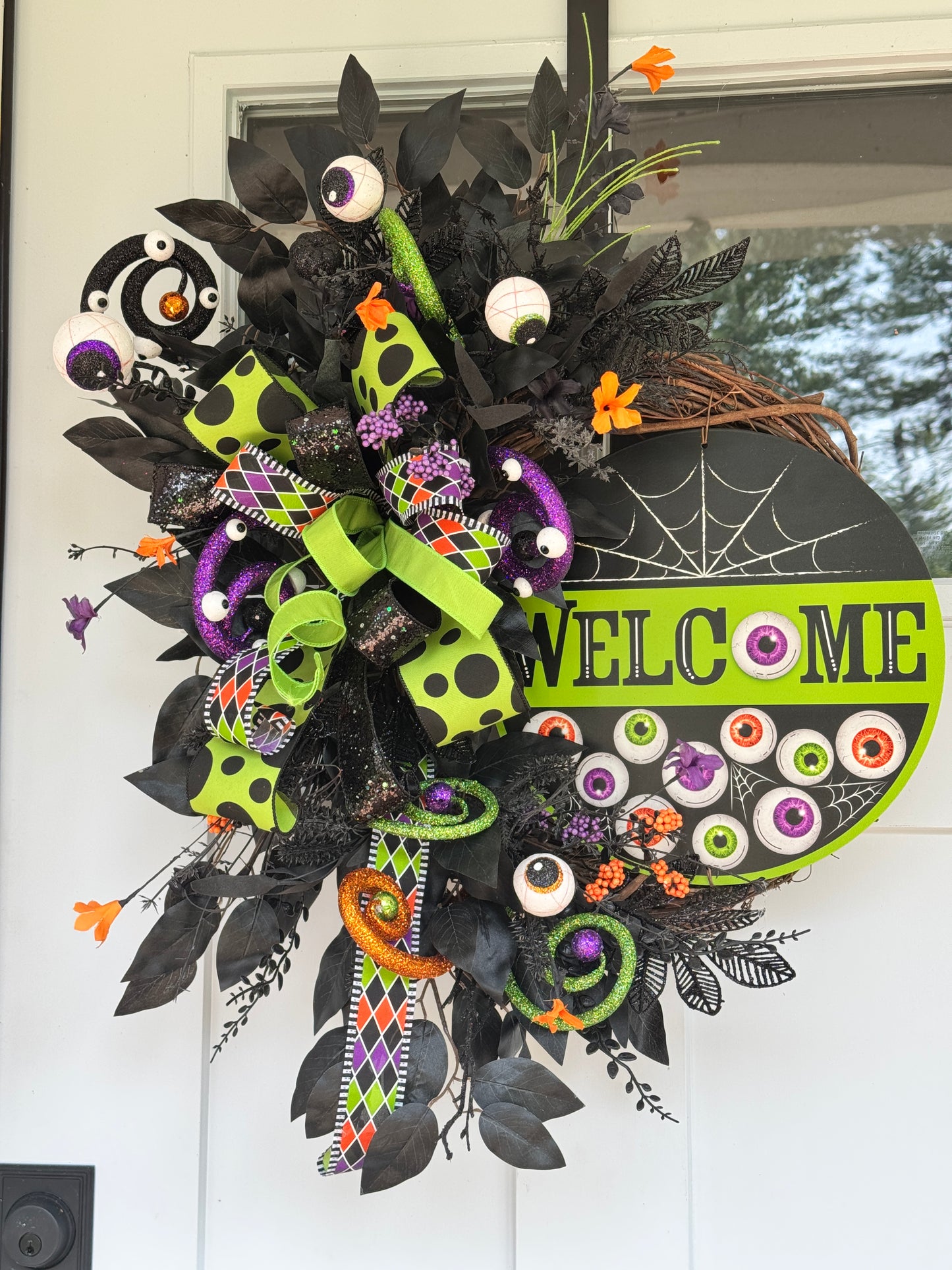 “Eye See You” Spooky Welcome Wreath