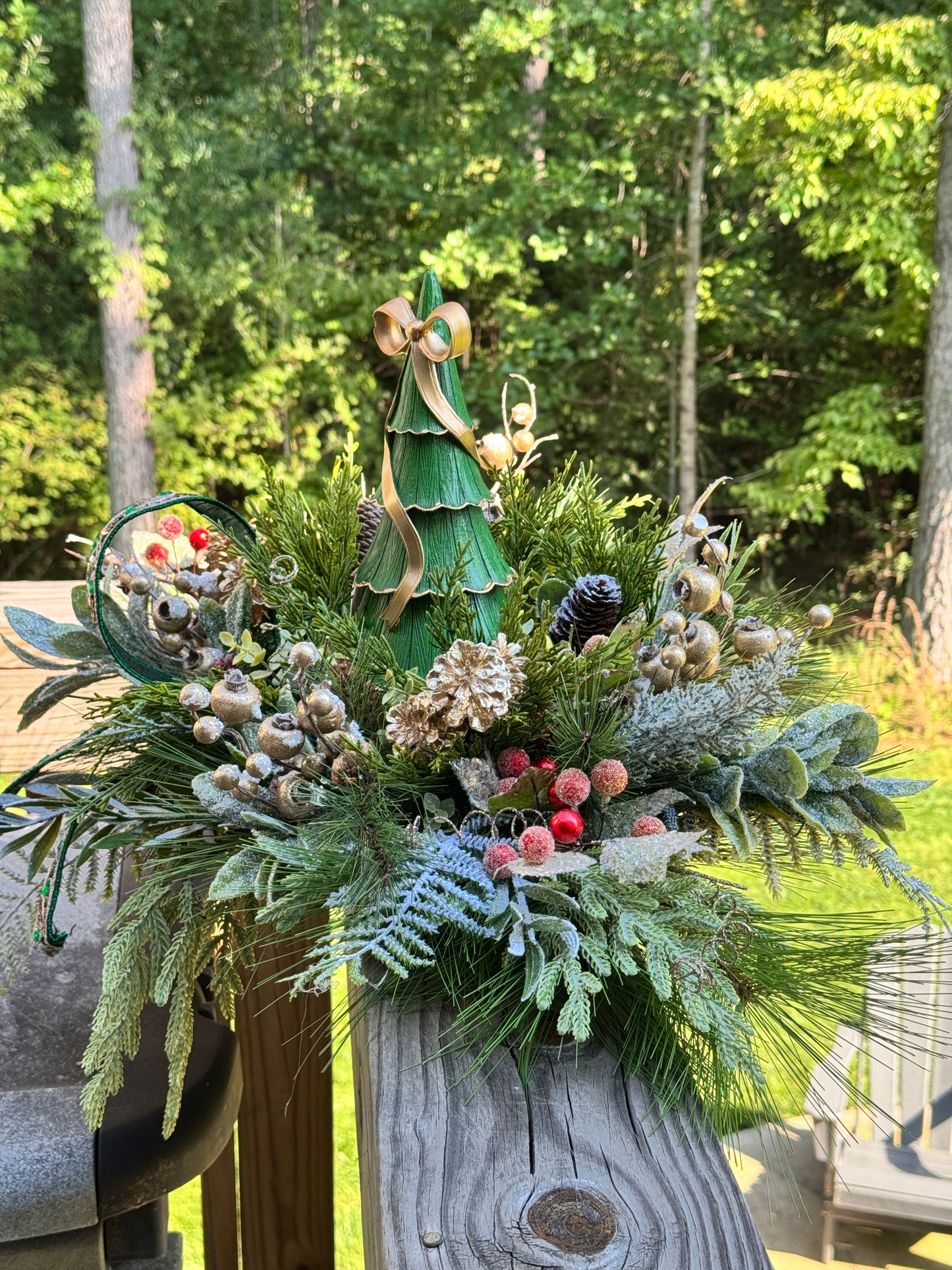 Elegant Christmas Tree Arrangement with Bejeweled Ribbon