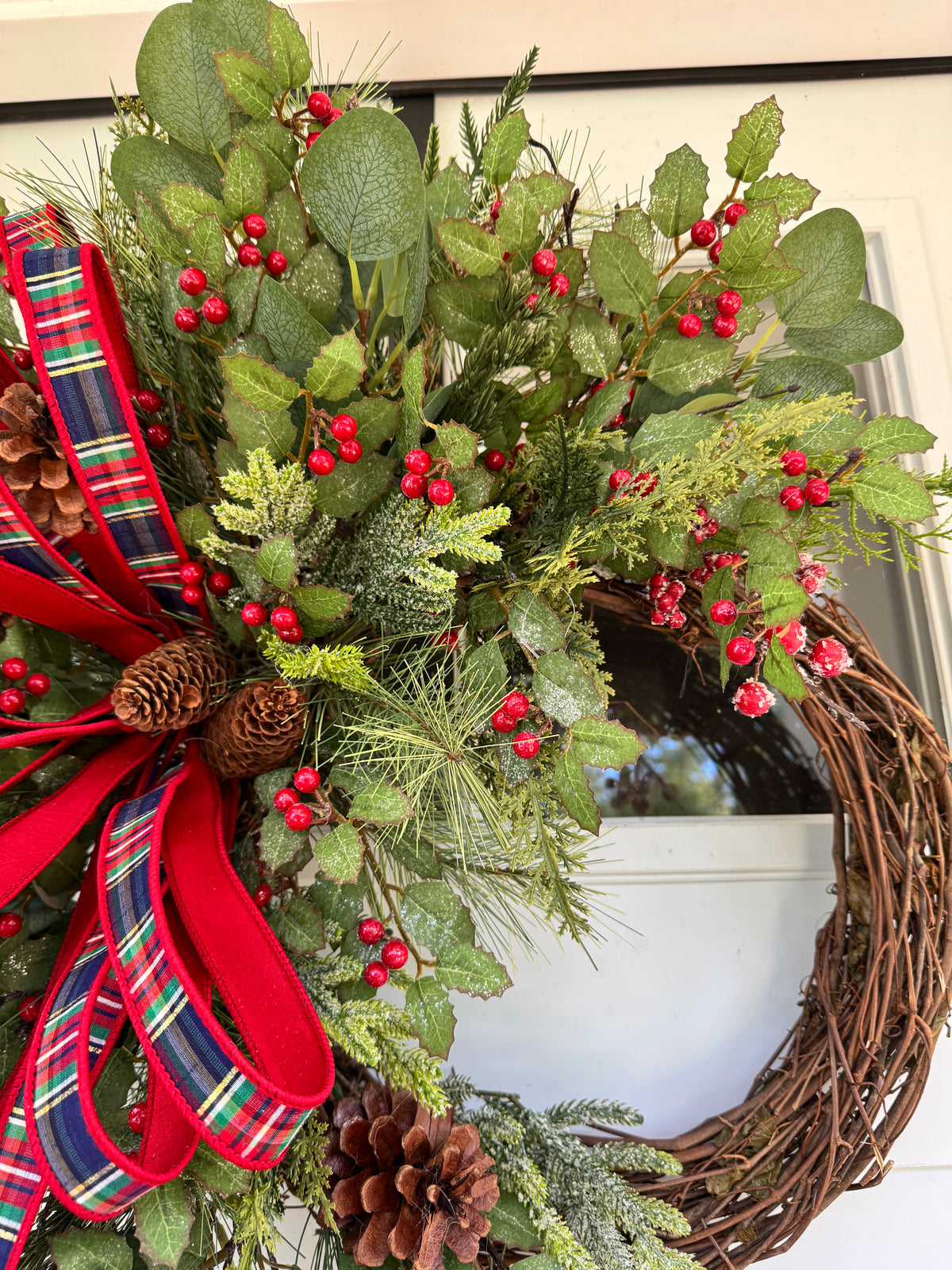 Nostalgic Winter Berry Wreath