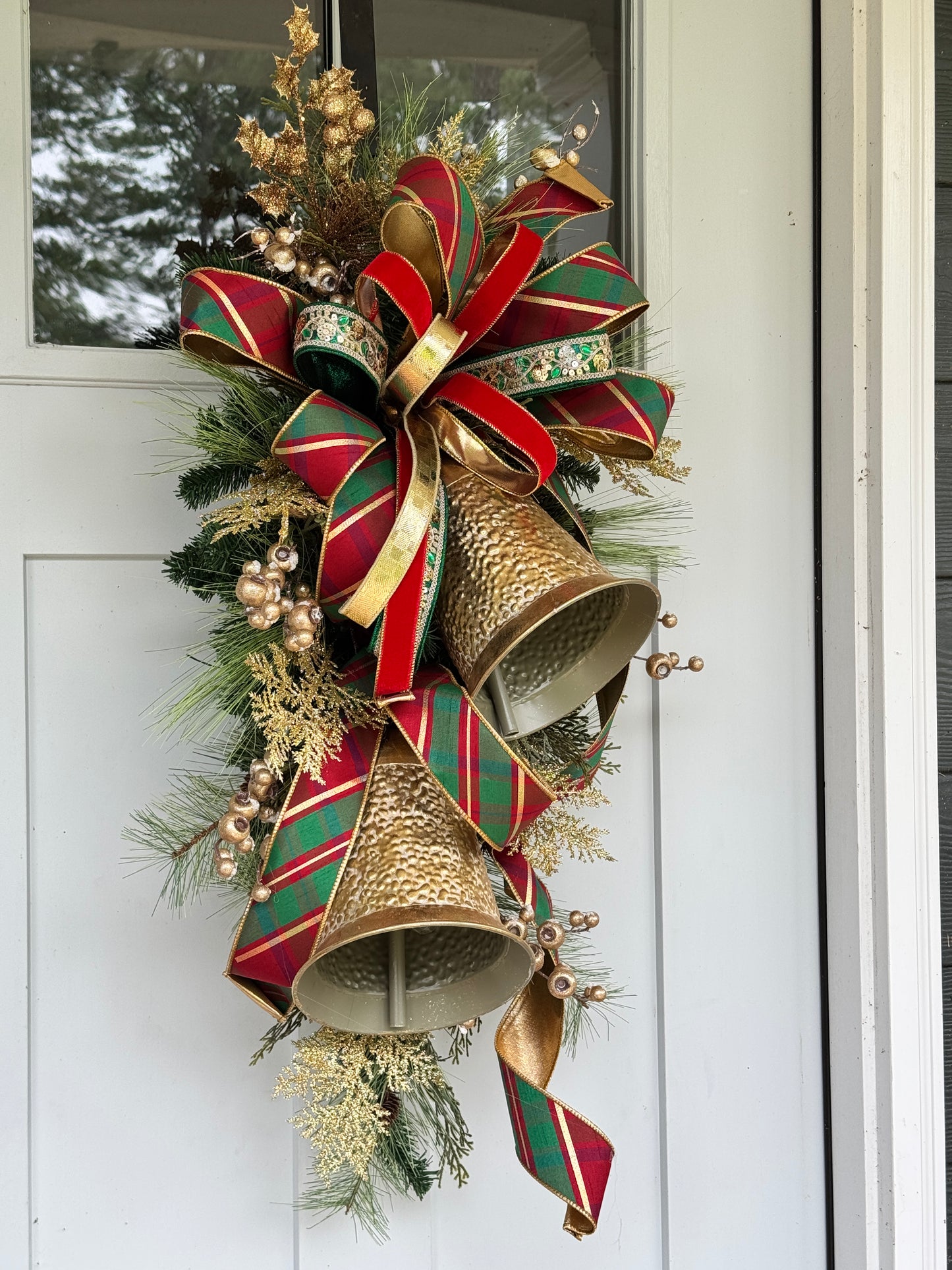 All Season Elegance Gold Bell Wreath