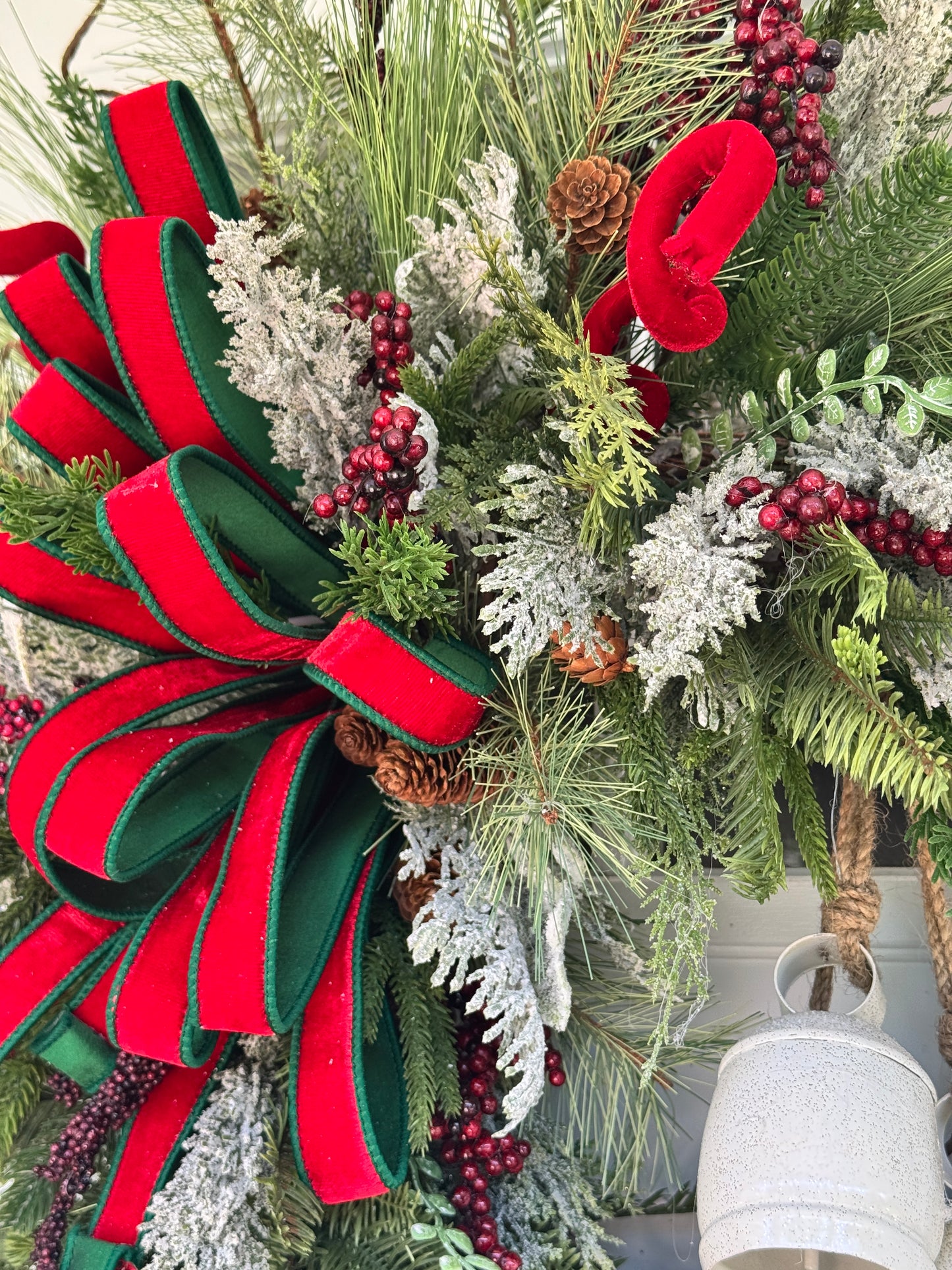 Elegant White & Gold Bell Winter Wreath