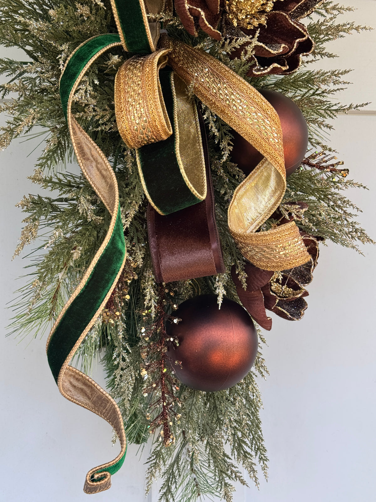 Chocolate Brown & Gold Winter Wreath